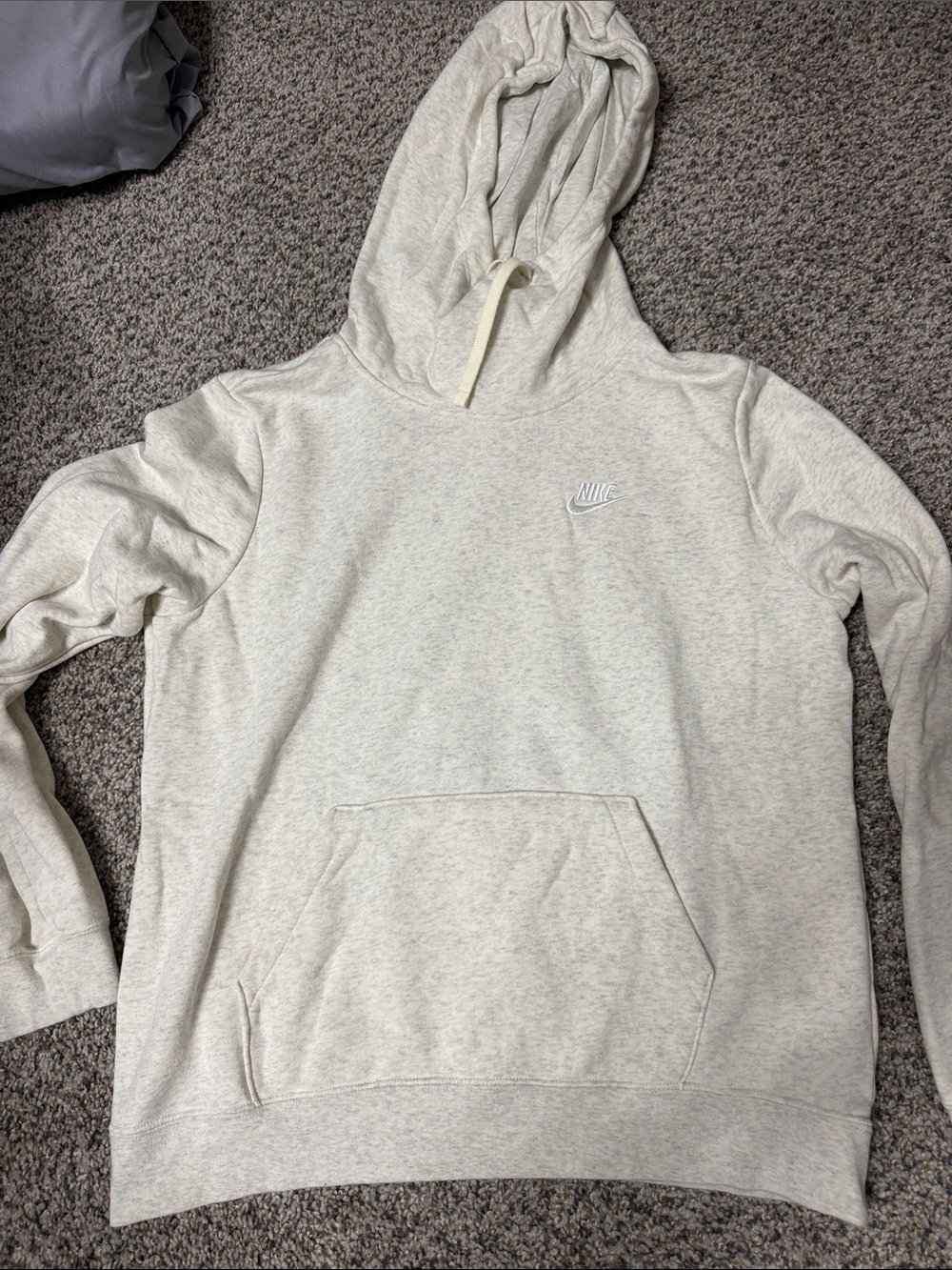 Nike women’s Medium oatmeal great sweatshirt